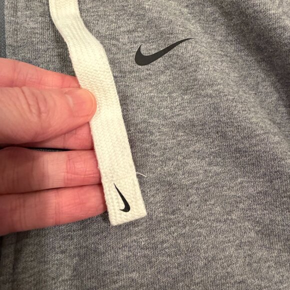 Nike Women’s Gray Split Hem Full Zip Hoodie Sweatshirt Medium - Picture 4 of 12